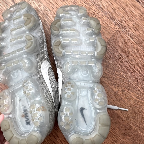 Nike Air VaporMax Flyknit 3 - Picture 3 of 7